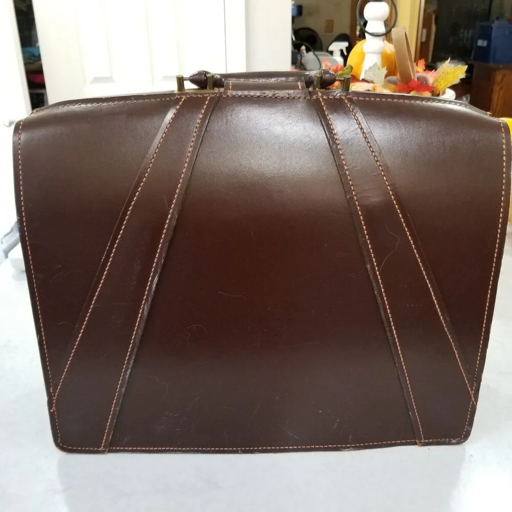 Vintage Crestlock lawyer bag briefcase genuine cowhide